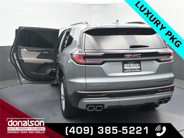 used 2024 GMC Acadia car, priced at $35,246