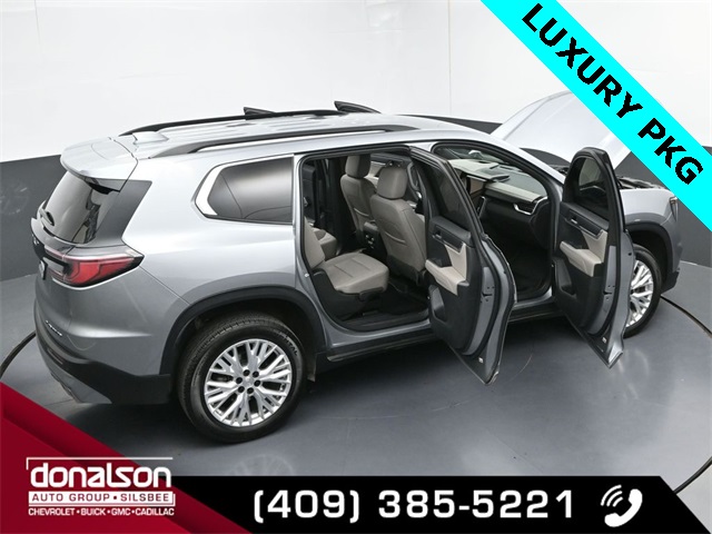 used 2024 GMC Acadia car, priced at $35,246