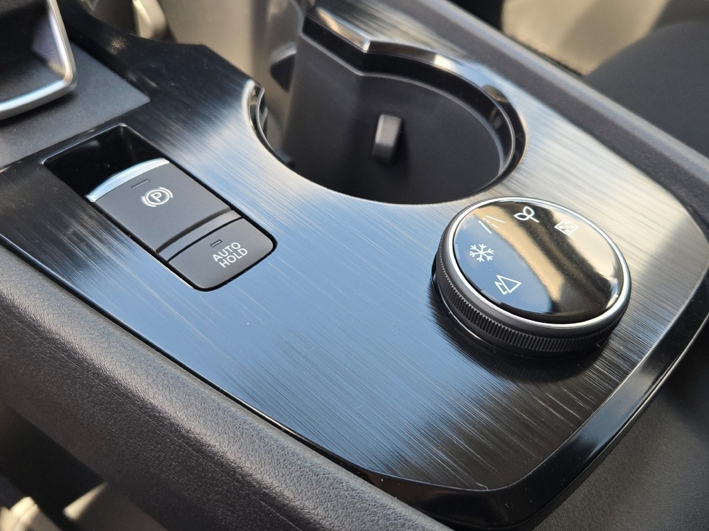 new 2025 Nissan Rogue car, priced at $32,200