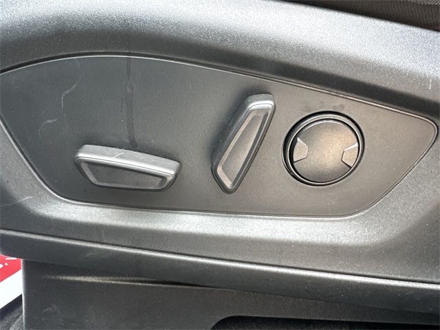 used 2022 Ford Explorer car, priced at $31,999