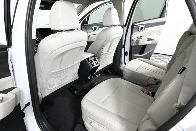 new 2025 Kia Sorento car, priced at $41,405