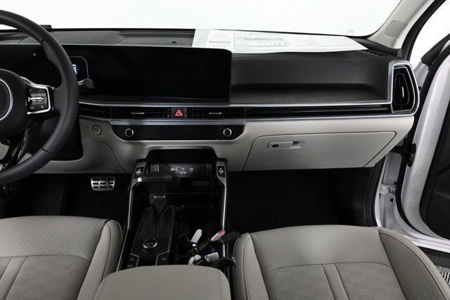 new 2025 Kia Sorento car, priced at $41,405