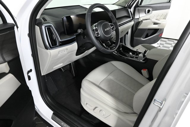 new 2025 Kia Sorento car, priced at $41,405