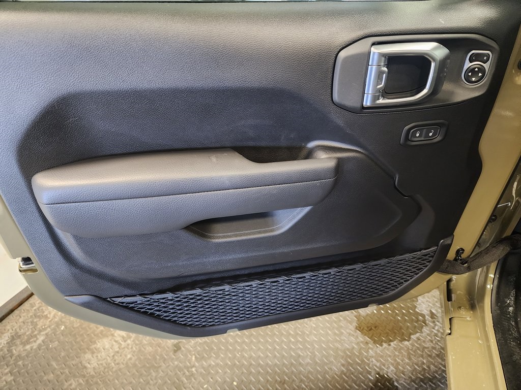 new 2025 Jeep Wrangler car, priced at $52,999
