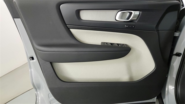 new 2026 Volvo XC40 car, priced at $50,025