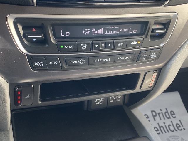used 2021 Honda Pilot car, priced at $23,395
