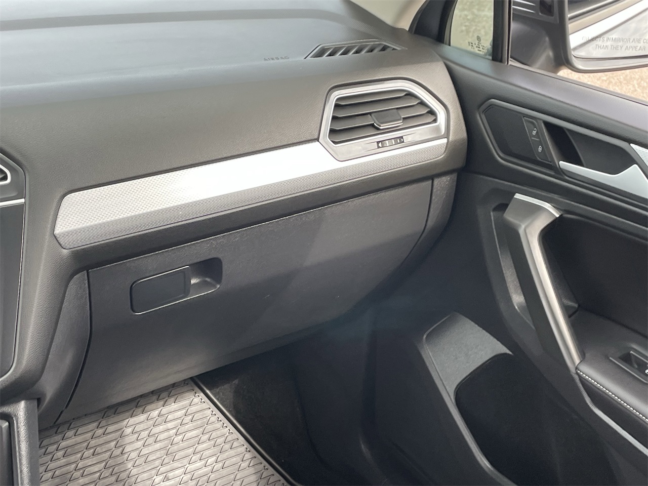 used 2024 Volkswagen Tiguan car, priced at $21,250