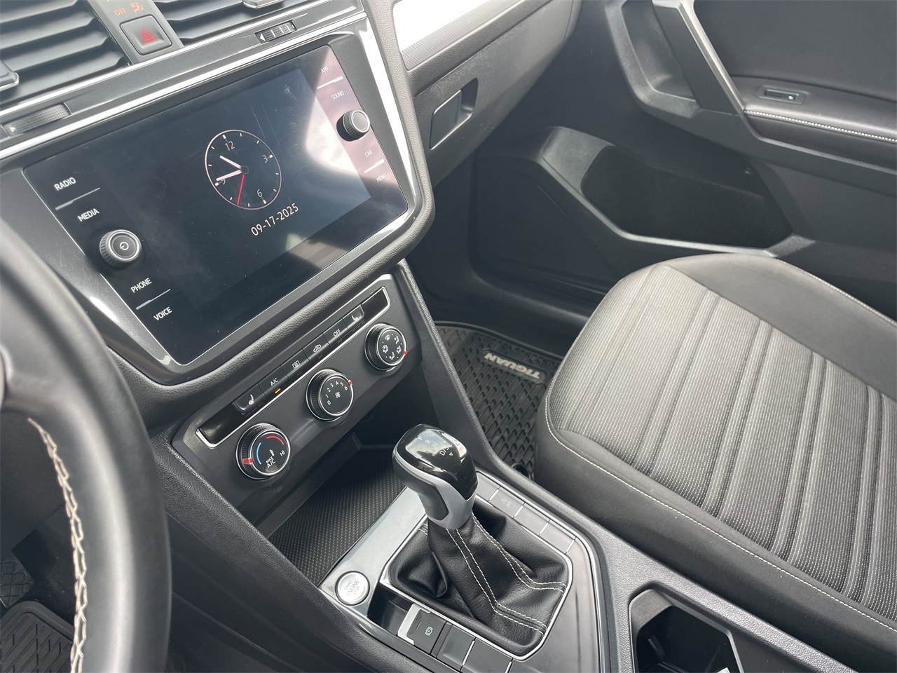 used 2024 Volkswagen Tiguan car, priced at $21,250