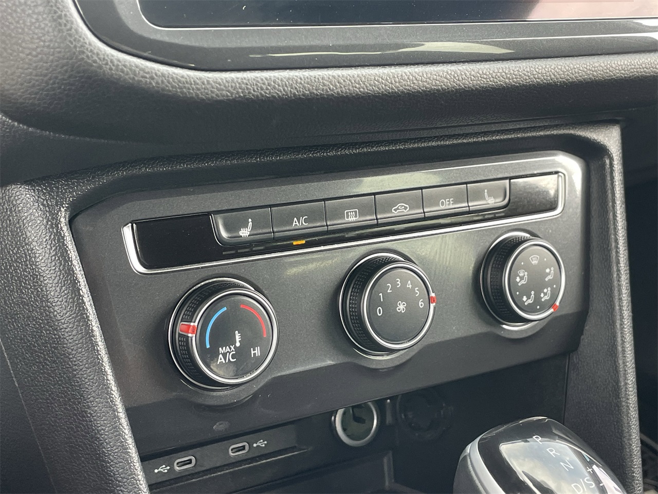 used 2024 Volkswagen Tiguan car, priced at $21,250