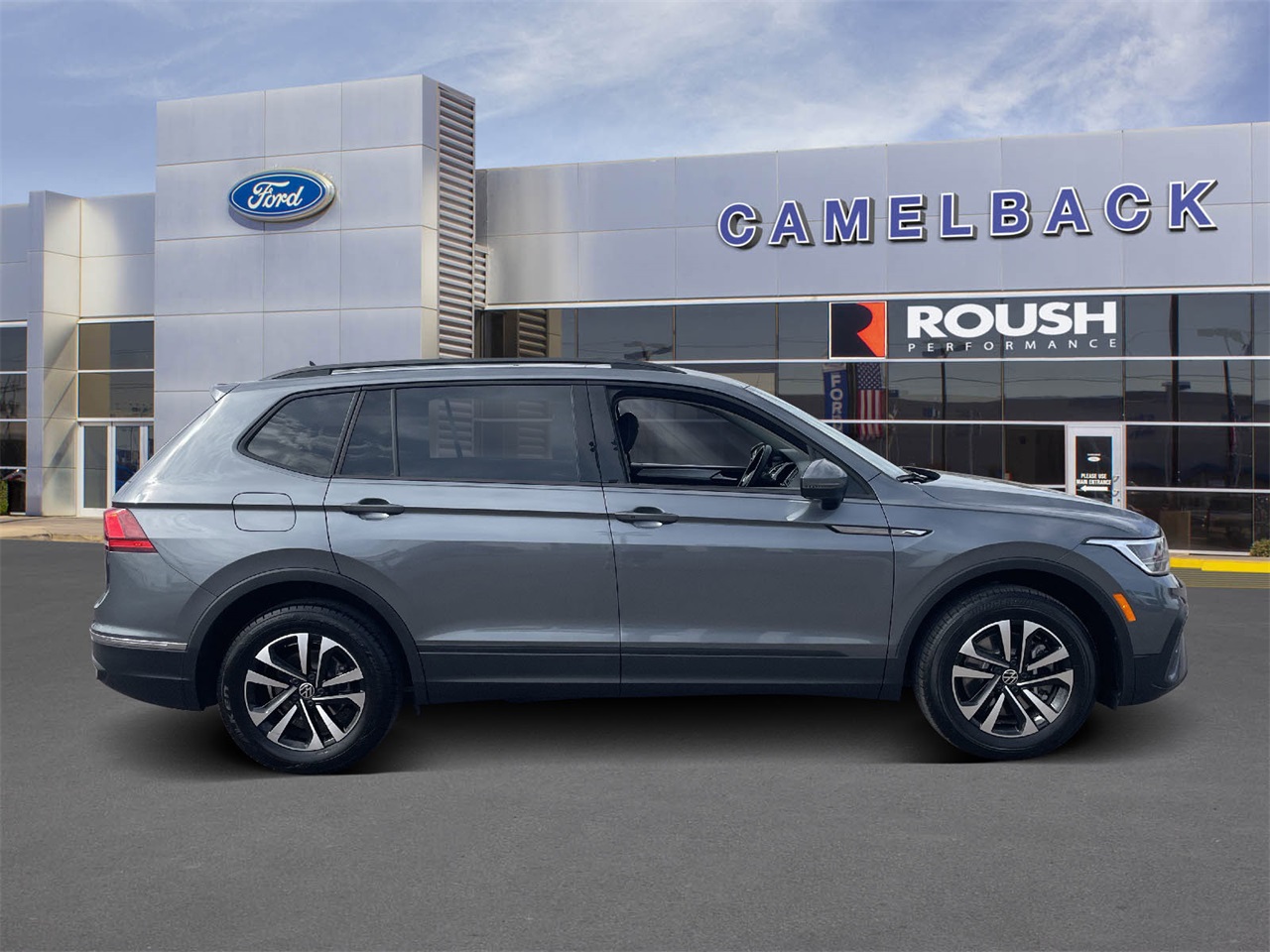 used 2024 Volkswagen Tiguan car, priced at $21,250