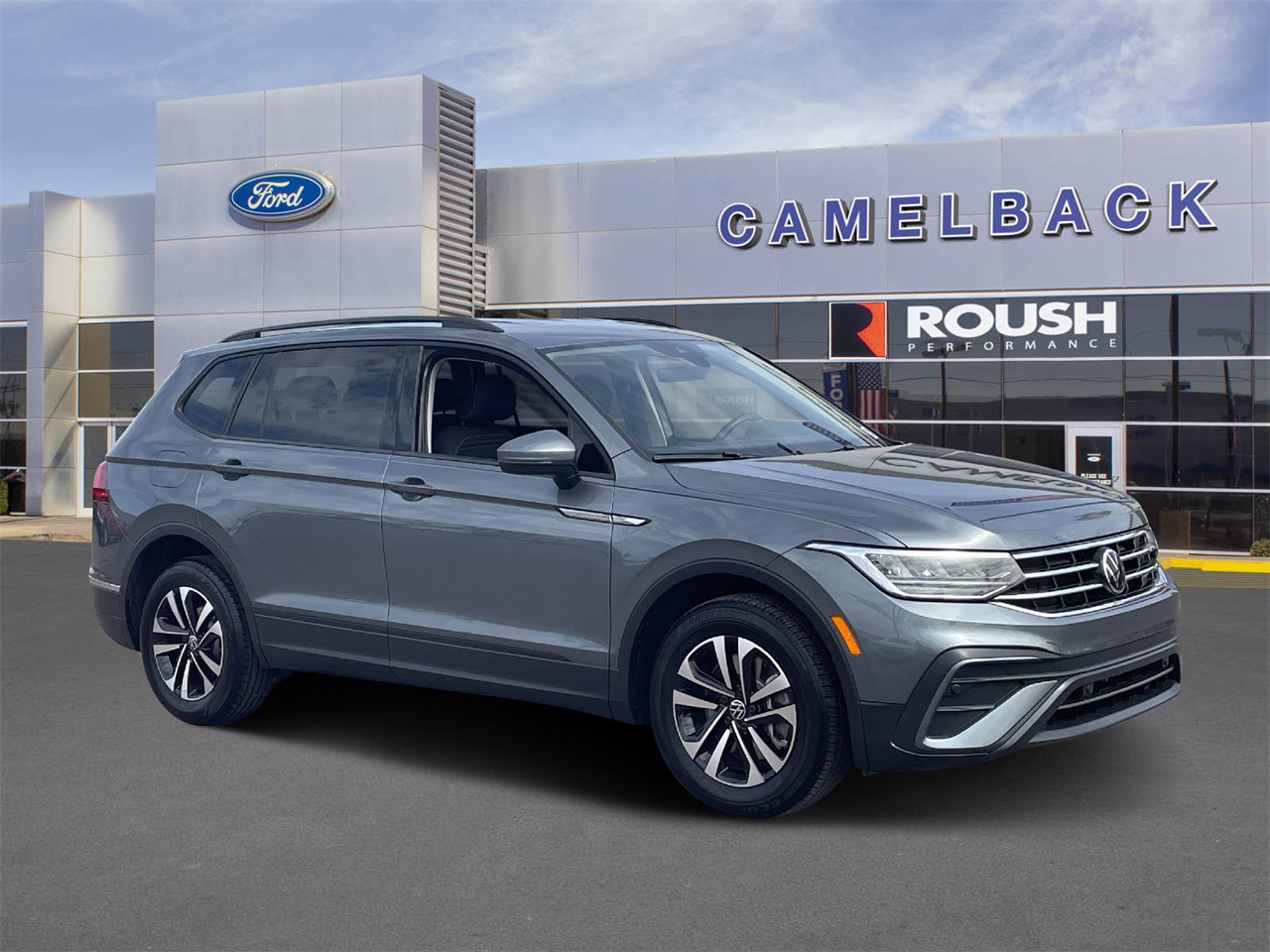 used 2024 Volkswagen Tiguan car, priced at $21,250