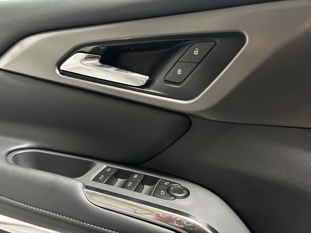 new 2026 Chevrolet Traverse car, priced at $51,720