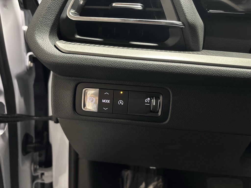new 2026 Chevrolet Traverse car, priced at $51,720