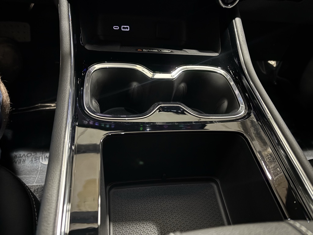new 2026 Chevrolet Traverse car, priced at $51,720