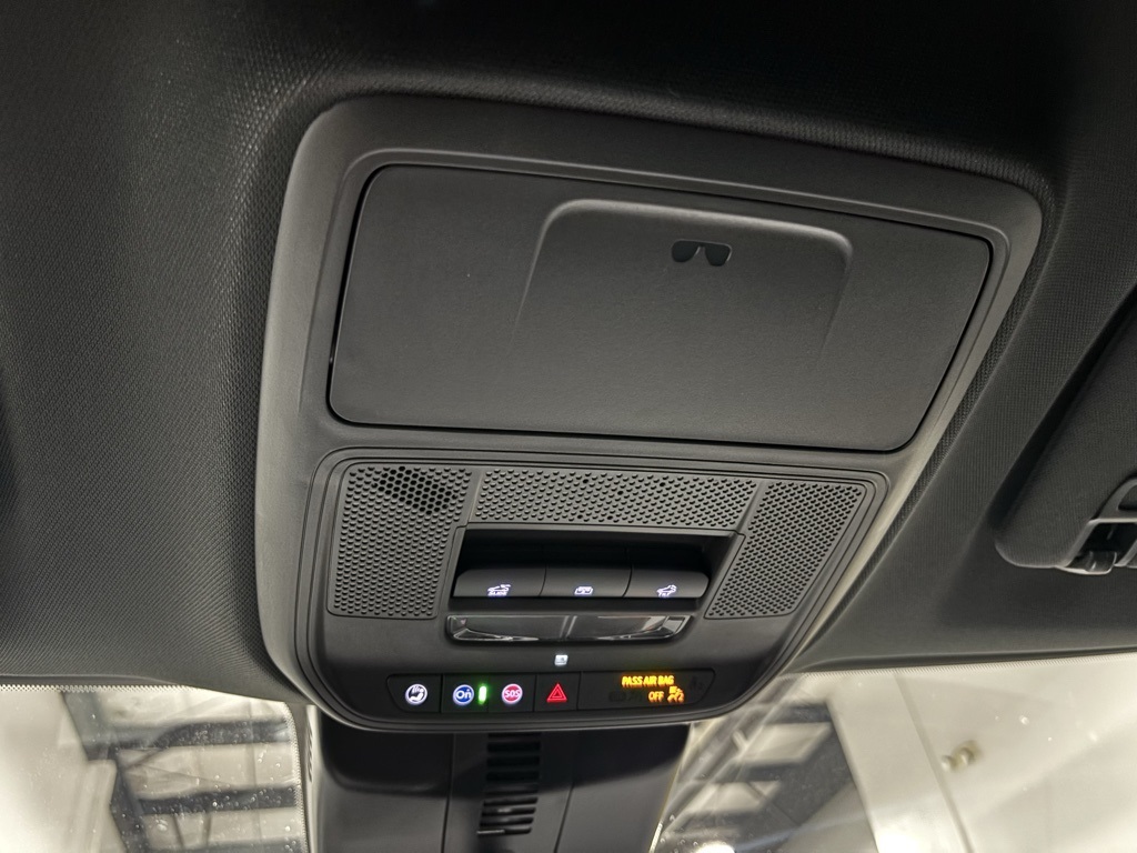 new 2026 Chevrolet Traverse car, priced at $51,720