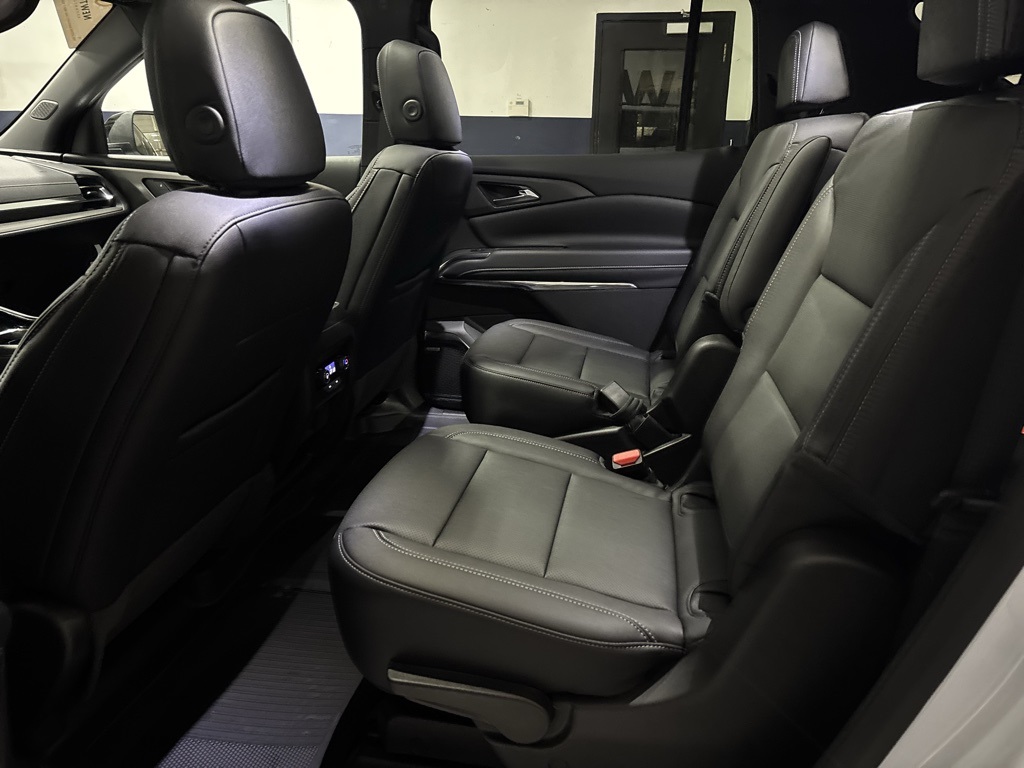 new 2026 Chevrolet Traverse car, priced at $51,720