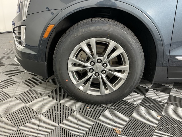 used 2020 Cadillac XT5 car, priced at $29,556