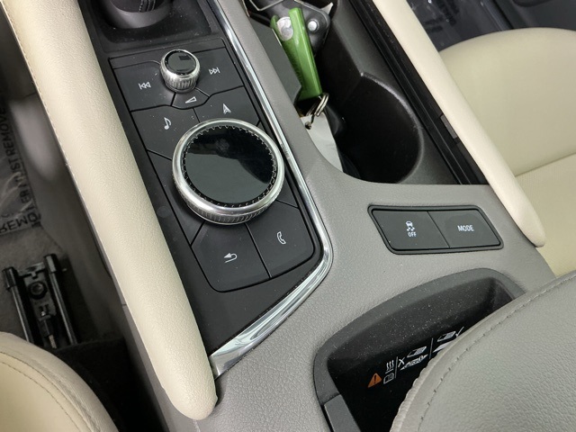 used 2020 Cadillac XT5 car, priced at $29,556