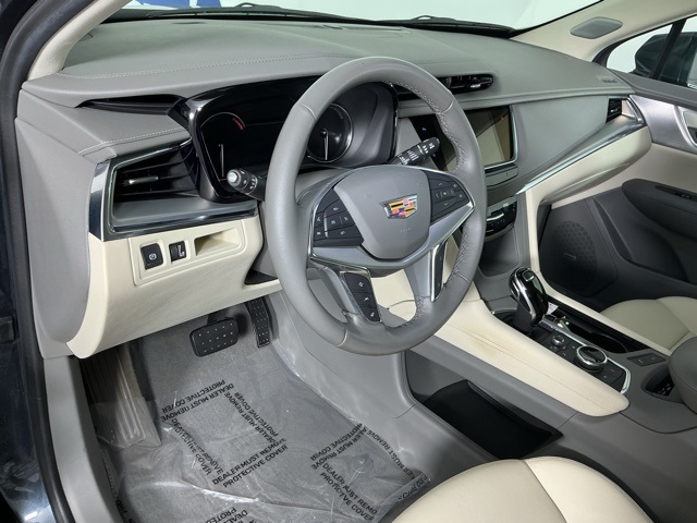 used 2020 Cadillac XT5 car, priced at $29,556