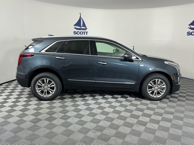 used 2020 Cadillac XT5 car, priced at $29,556