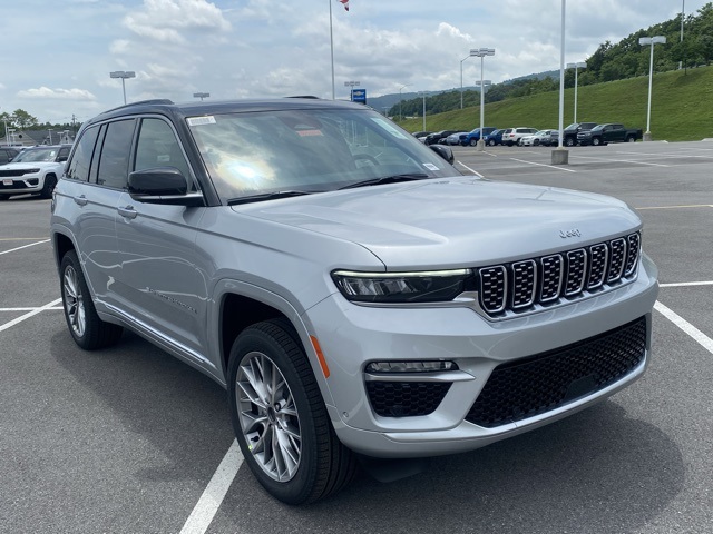 new 2025 Jeep Grand Cherokee car, priced at $53,847