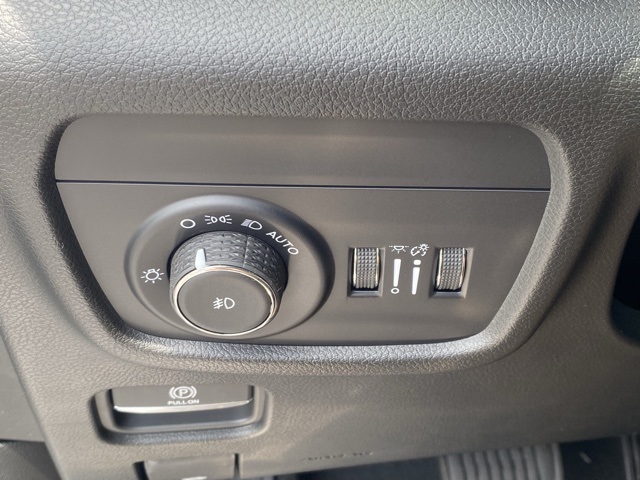 new 2025 Jeep Grand Cherokee car, priced at $53,847