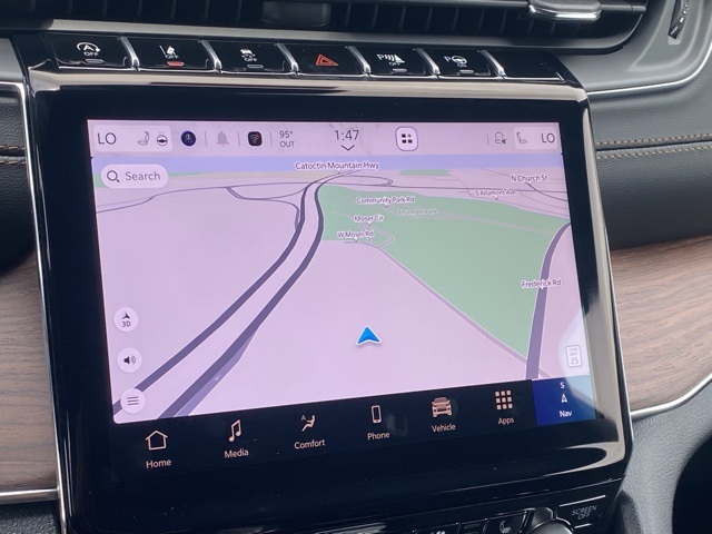 new 2025 Jeep Grand Cherokee car, priced at $53,847