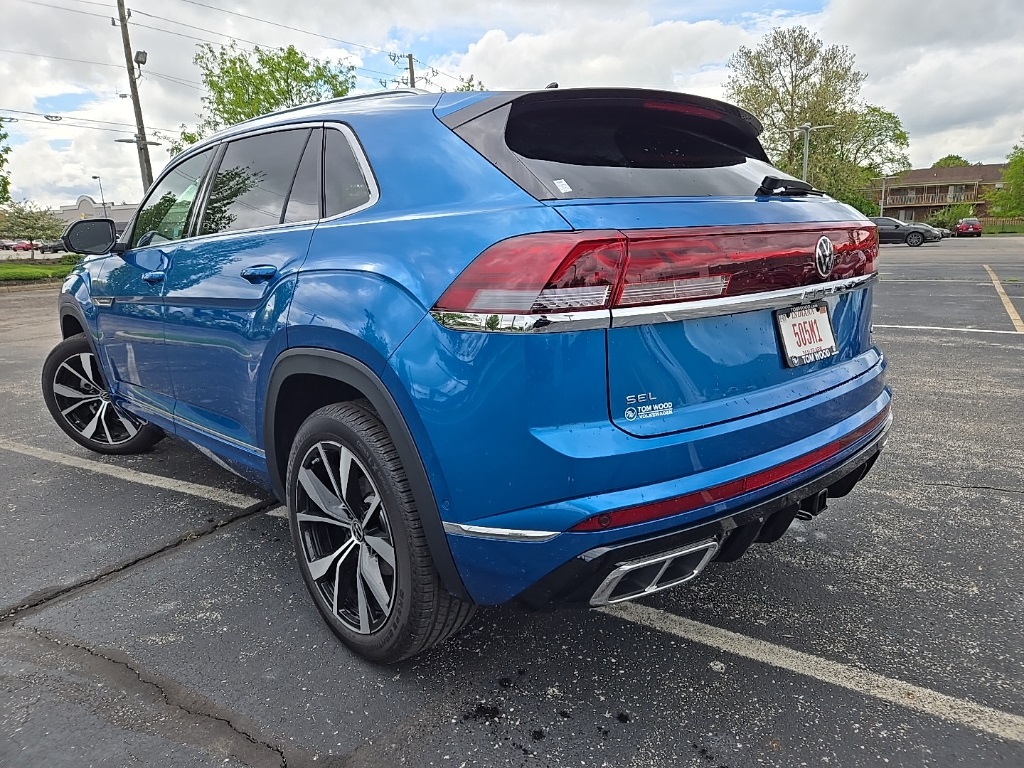 new 2025 Volkswagen Atlas Cross Sport car, priced at $48,491