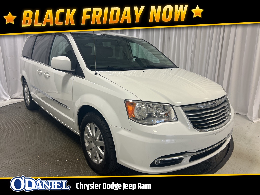 used 2016 Chrysler Town & Country car, priced at $7,499