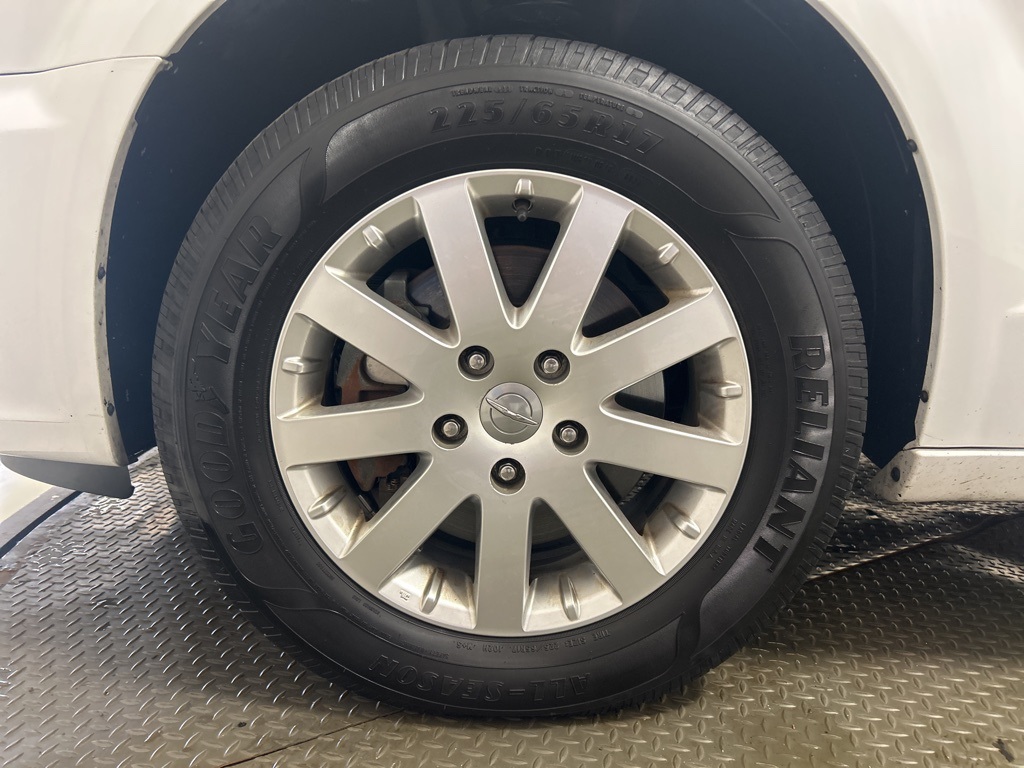 used 2016 Chrysler Town & Country car, priced at $7,499