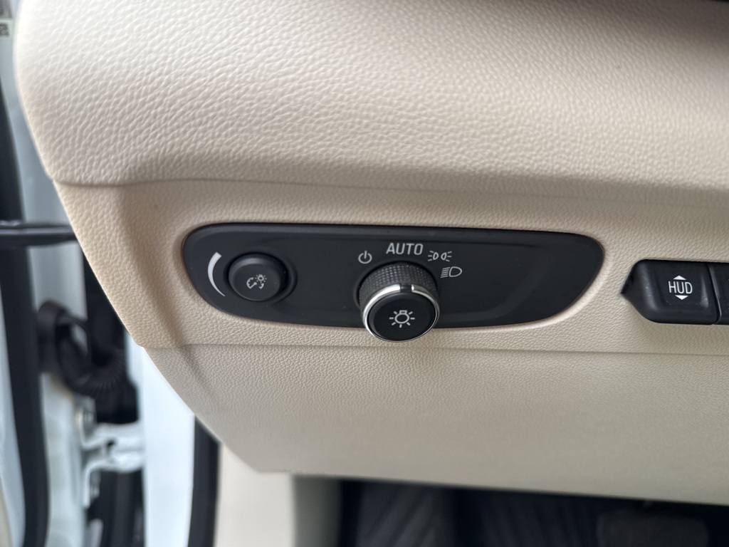 used 2021 Buick Envision car, priced at $28,900