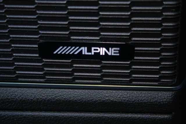 used 2023 Jeep Grand Cherokee car, priced at $39,005