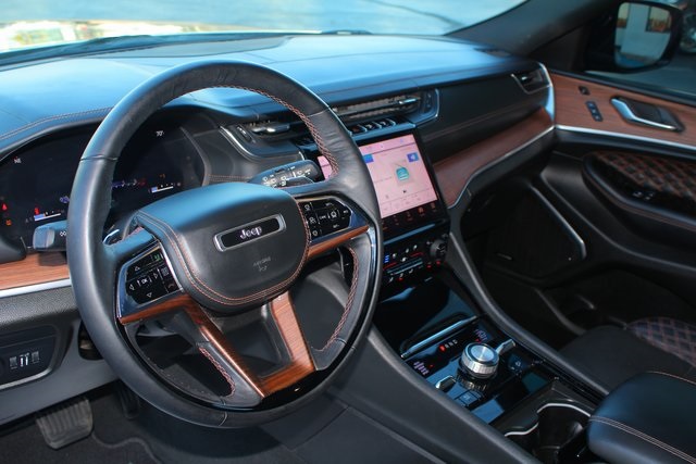 used 2023 Jeep Grand Cherokee car, priced at $39,005