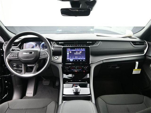 new 2025 Jeep Grand Cherokee L car, priced at $45,165