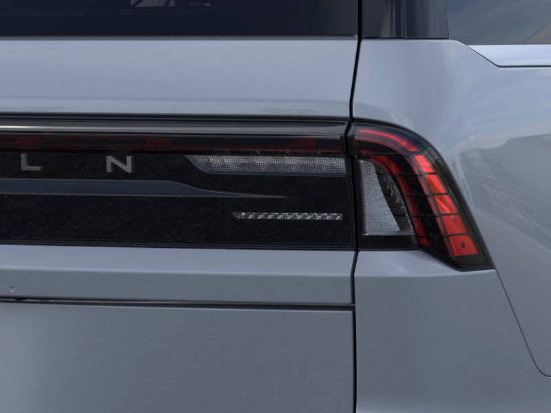 new 2025 Lincoln Navigator car, priced at $102,940