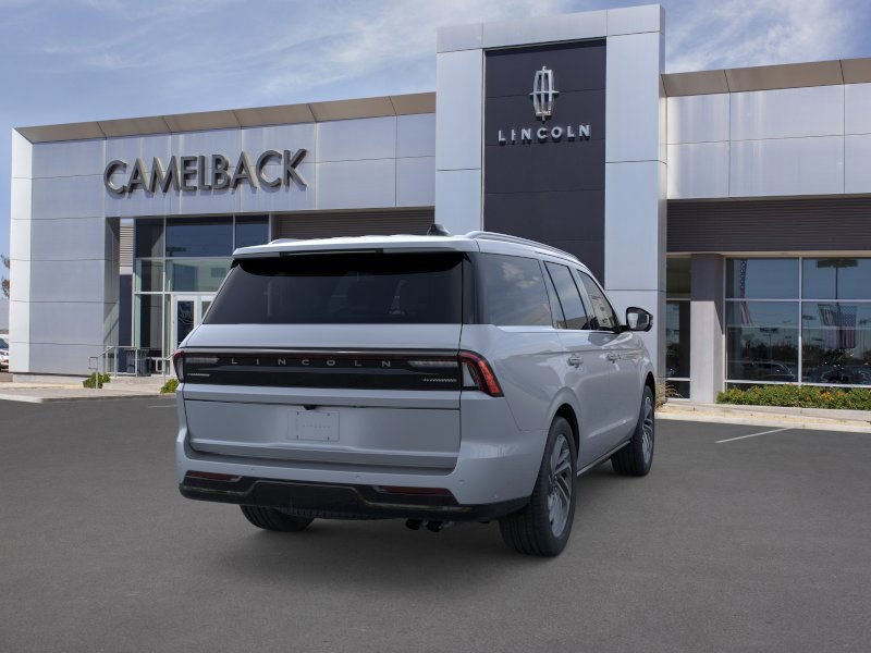new 2025 Lincoln Navigator car, priced at $102,940