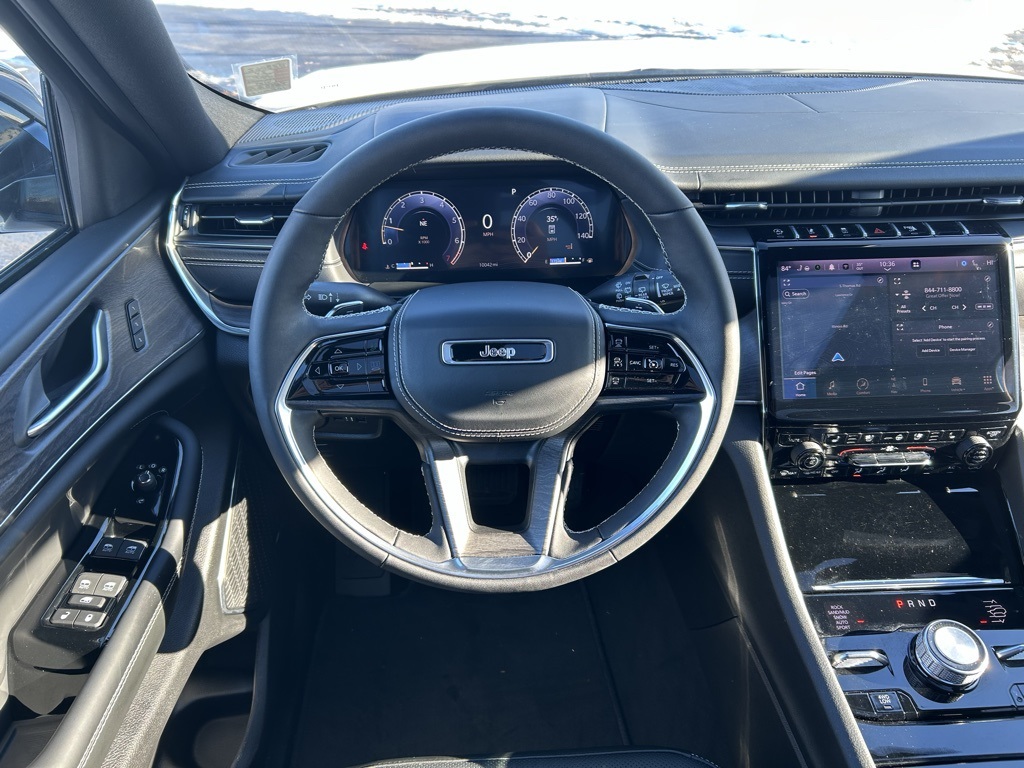 used 2024 Jeep Grand Cherokee car, priced at $43,996