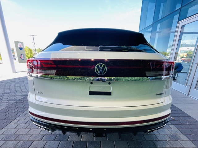 used 2024 Volkswagen Atlas Cross Sport car, priced at $39,900