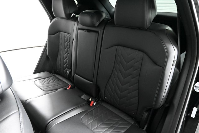 new 2025 Kia Sportage car, priced at $35,795
