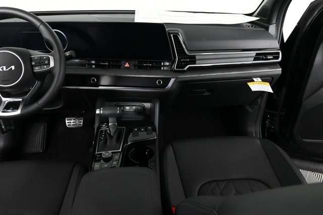 new 2025 Kia Sportage car, priced at $35,795
