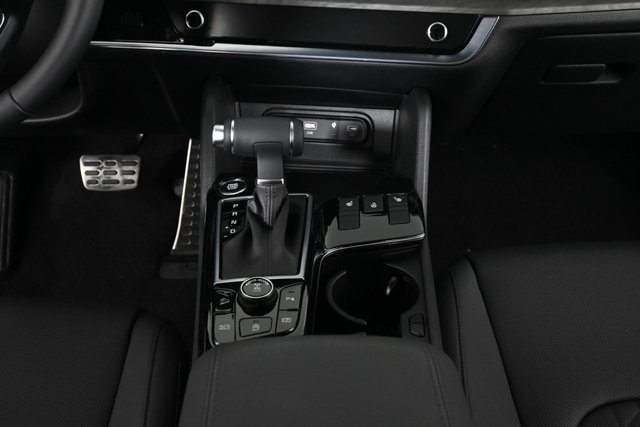 new 2025 Kia Sportage car, priced at $35,795