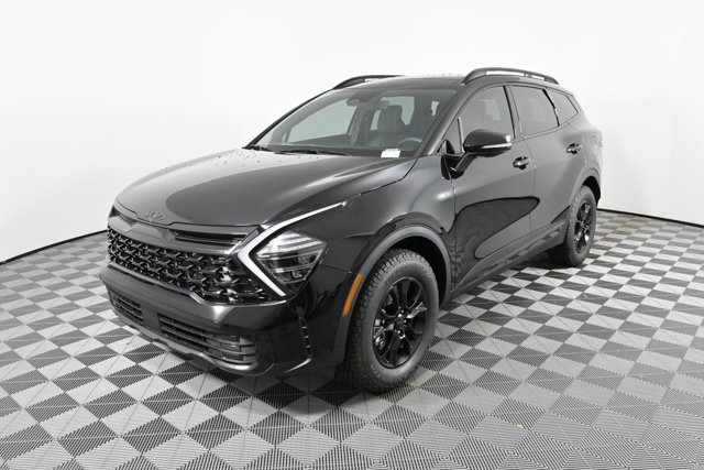 new 2025 Kia Sportage car, priced at $35,795