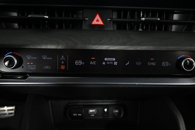 new 2025 Kia Sportage car, priced at $35,795
