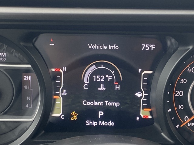 new 2025 Jeep Gladiator car, priced at $44,207