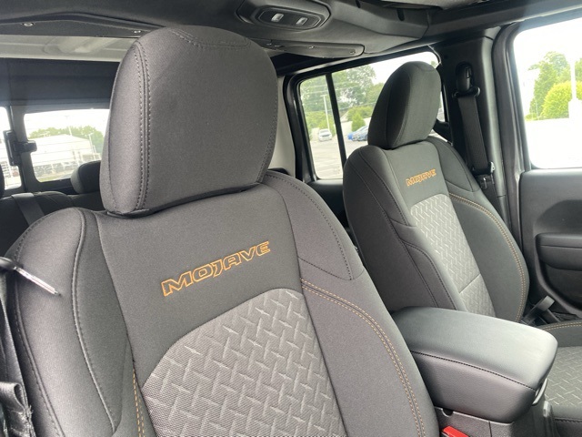 new 2025 Jeep Gladiator car, priced at $44,207