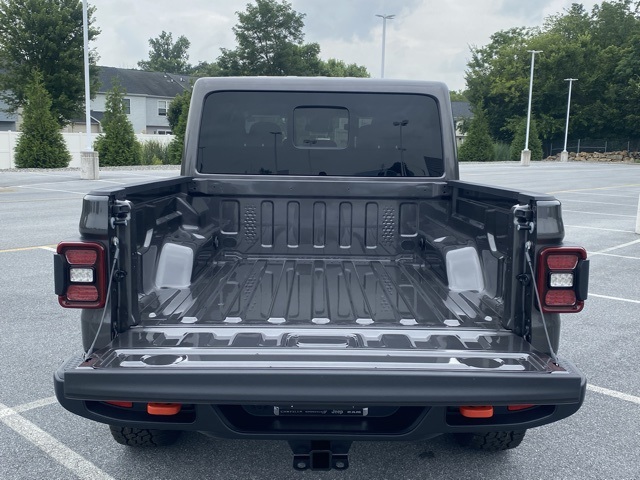 new 2025 Jeep Gladiator car, priced at $44,207