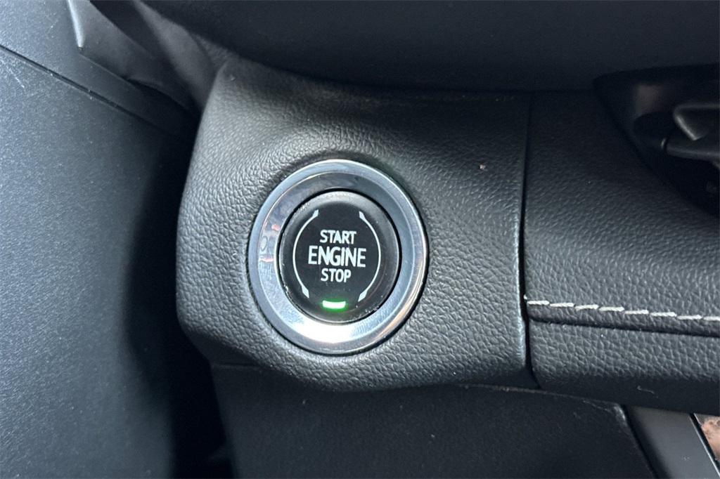 used 2022 Buick Envision car, priced at $23,971