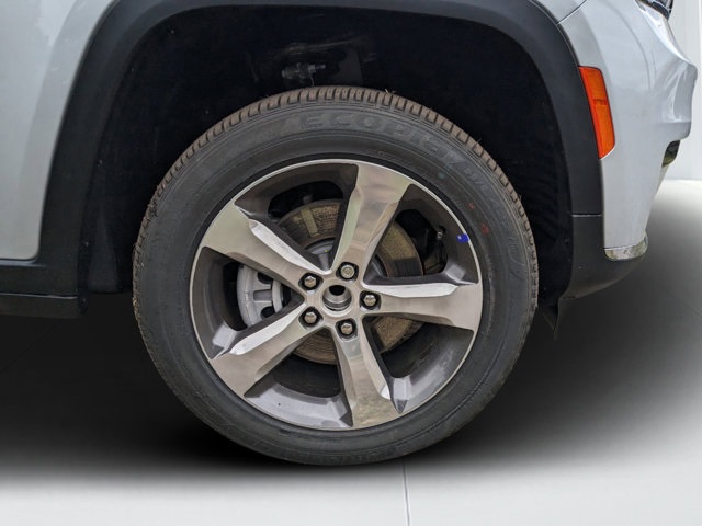 new 2025 Jeep Grand Cherokee L car, priced at $54,535