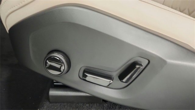 new 2026 Volvo XC90 Plug-In Hybrid car, priced at $81,875