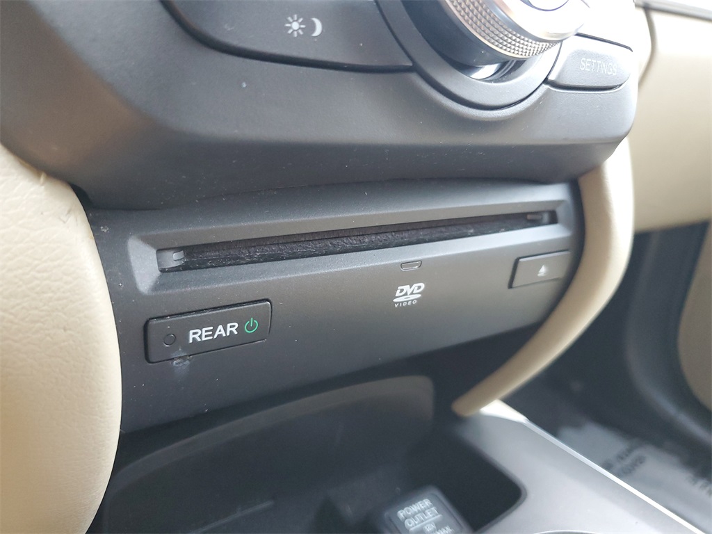 used 2016 Acura MDX car, priced at $11,998